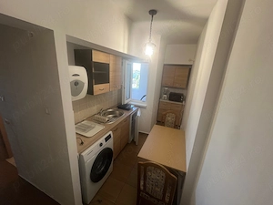 Apartament complet renovat - zona [Rovine] - imagine 4