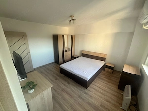 Apartament complet renovat - zona [Rovine] - imagine 2