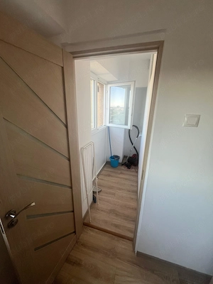 Apartament complet renovat - zona [Rovine] - imagine 5