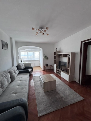 Inchiriere apartament 2 camere ulgtracentral - imagine 2