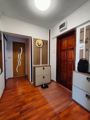 Inchiriere apartament 2 camere ulgtracentral - imagine 3