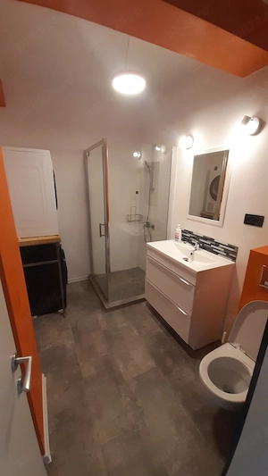 Chirie2 camere Floresti 330 euro