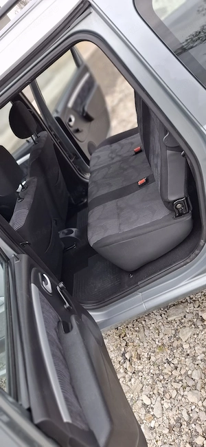Dacia Logan Laureat 1.6 - imagine 7