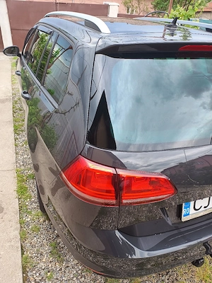 VW Golf 7 Lounge variant vand sau shimb cu golf 8 dupa 2022 - imagine 2