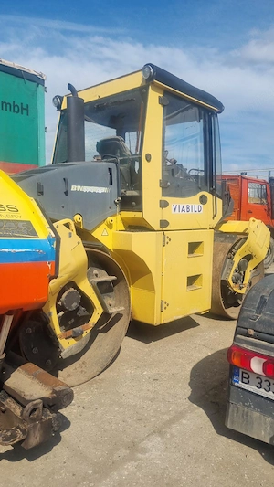 Cilindru Compactor Bomag - imagine 2