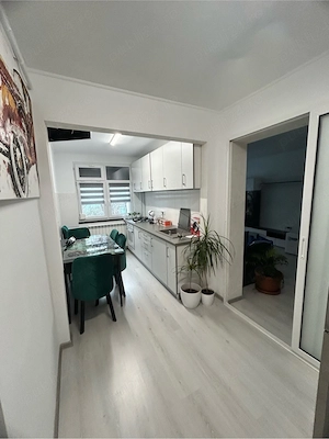 apartament 2 camere central lux - imagine 5