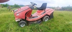 Tractoras de tuns iarba BRIGGS   STRATTON 13 CP motor defect
