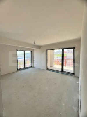 EXCLUSIVITATE!Apartament 3 camere,poziție excelentă lângă Clinica Amethyst-Metro