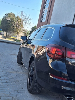 Opel Astra sport tourer  - imagine 2