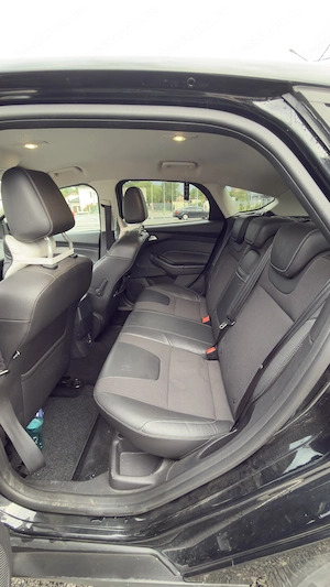 Ford Focus 1.6 Benzina aspirat AUTOMATA - imagine 10