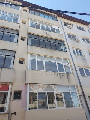 Apartament 3 camere cu boxa si garaj , Ploiesti str Bobalna, 46b - imagine 5