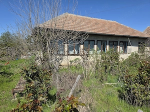 Vand casa deosebita in Izimsa, Judetul Mehedinti