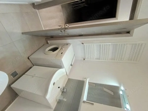 De închiriat 3 camere decomandat, mobilat modern, bloc nou 2024 - imagine 7