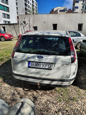 VAND Ford Focus Ghia - imagine 3