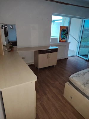 Proprietar  inchiriez vila 5 camere  - imagine 8