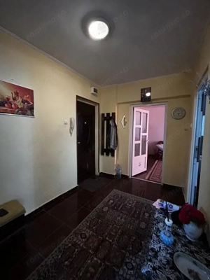 Închiriere | Apartament 2 camere | Zona Cora - imagine 4