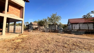 Doua case, spatiu comercial, casa tip pensiune Goicea Dolj  - imagine 14