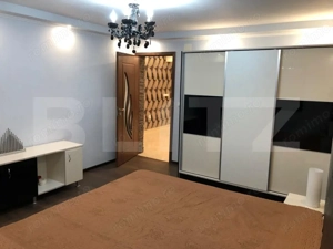 Doua case, spatiu comercial, casa tip pensiune Goicea Dolj  - imagine 8