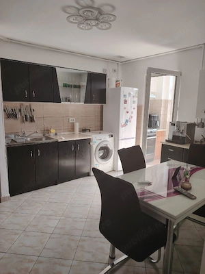 Vand apartament decomandat - imagine 4