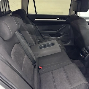 Volkswagen Passat B8  - imagine 10