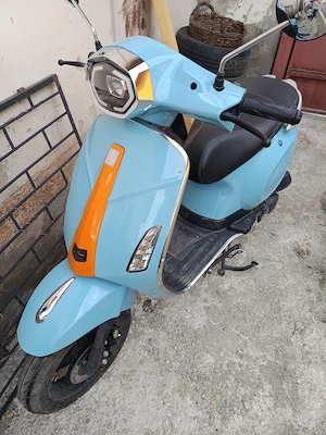 Scuter de vânzare aproape nou