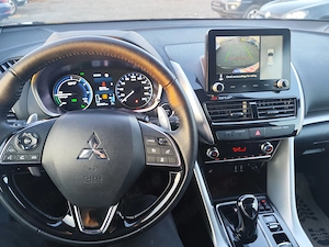 Mitsubishi Eclipse Cross. Plug in Hybrid 4X4.An2  km. - imagine 7
