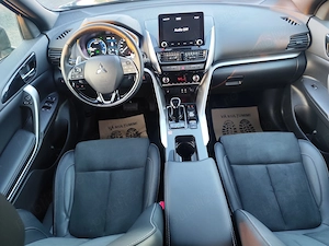 Mitsubishi Eclipse Cross. Plug in Hybrid 4X4.An2  km. - imagine 11