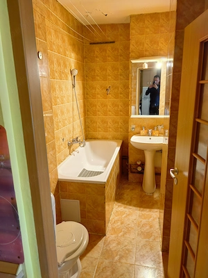 Închiriez apartament 2 camere  - imagine 5