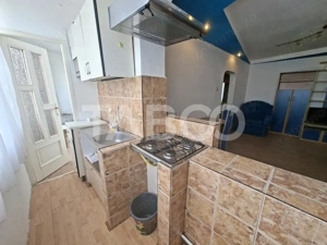 Apartament cu 3 camere si balcon de inchiriat in zona Mihai Viteazul - imagine 8