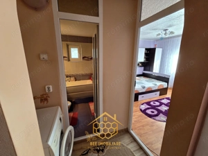 Apartament cu 3 camere in zona centrala - Filiasi - imagine 11
