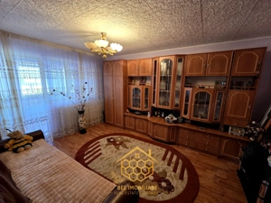 Apartament cu 3 camere in zona centrala - Filiasi - imagine 4