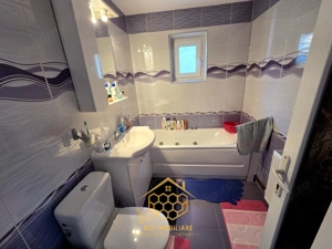 Apartament cu 3 camere in zona centrala - Filiasi - imagine 15
