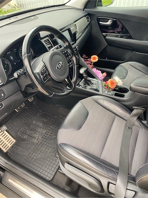 Kia Niro plug in hybrid 1.6  - imagine 9