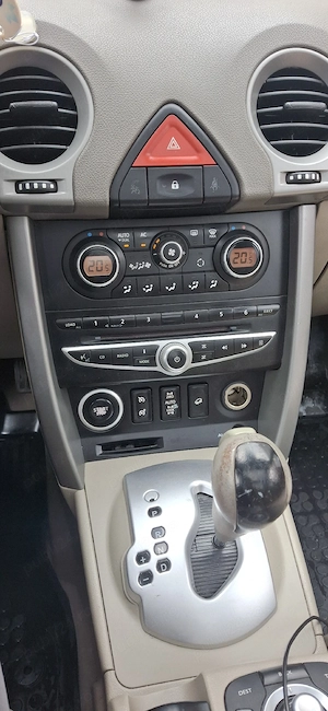 Vând sau schimb cu un renault mai nou si diferența de la mine. - imagine 4