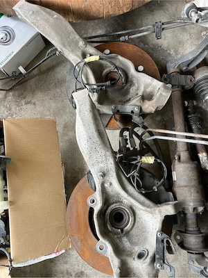fuzete / knuckle / spindle stanga si dreapta Range Rover Sport L494 Jaguar Land Rover complete
