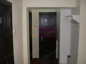Apartament 3 camere pe bd Decebal - imagine 8