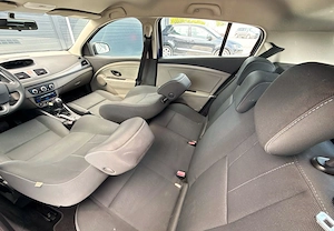 Renault Megane 1.6 16V 100 Authentique - imagine 15