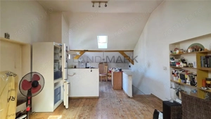 COMISION 0% CASA VECHE CU TEREN STR PREYER IOSEFIN - imagine 7