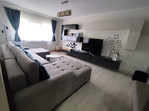 Apartament 3 camere cf 1 decomandat micro 4 - imagine 2