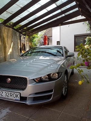 Jaguar XE achizitionata de noua din reprezentanta Jaguar prima inmatriculare 2019  variante-schimb  - imagine 4