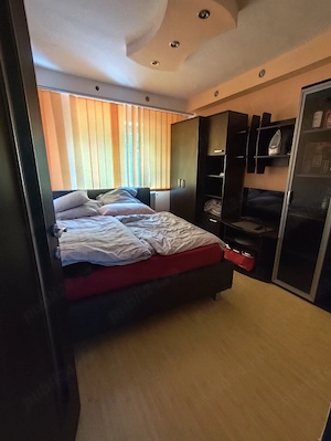 Apartament 3 camere cf 1 decomandat micro 4 - imagine 8