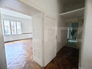 Doua partamente cu potențial de unificare, curte interioară si garaj , str Horea - imagine 8