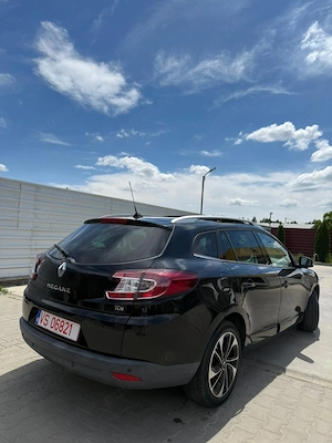 Renault Megane 3 BOSE Edition 2014 132cp - imagine 7