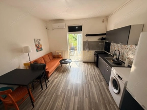 2 camere| apartament la casa-curte comuna| loc de parcare| centrala proprie| - imagine 2