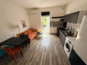 2 camere| apartament la casa-curte comuna| loc de parcare| centrala proprie| - imagine 7