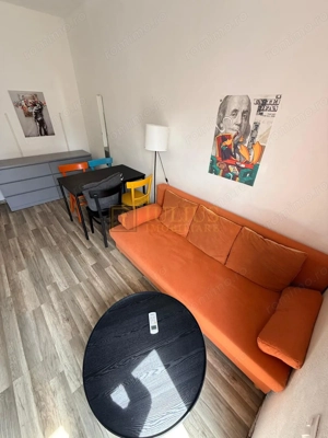 2 camere| apartament la casa-curte comuna| loc de parcare| centrala proprie| - imagine 4