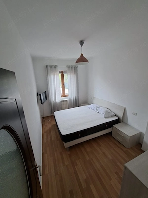 Închiriez apartament mobilat zona  fosta autogară  - imagine 3