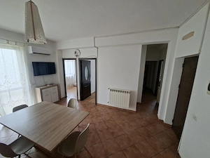 Închiriez apartament mobilat zona  fosta autogară  - imagine 2