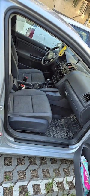 Volkswagen Golf 5 - imagine 4