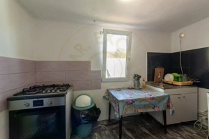 Casă renovată 2022, 3 camere, 1034 mp teren, încălzire în pardoseală - imagine 16